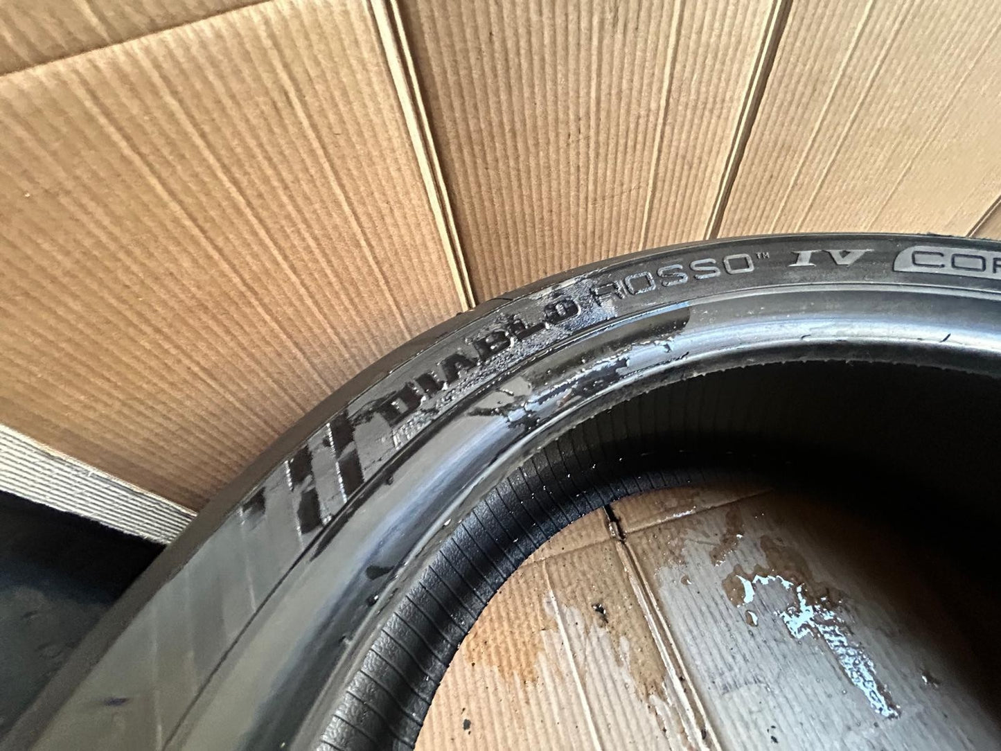 Pirelli Diablo Rosso 4 Corsa Tyre 200/60/17