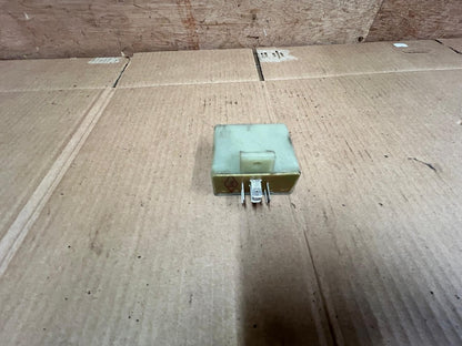 Bosch 1885 - 1995 BMW K75s Temperature Control Relay | 61311459009