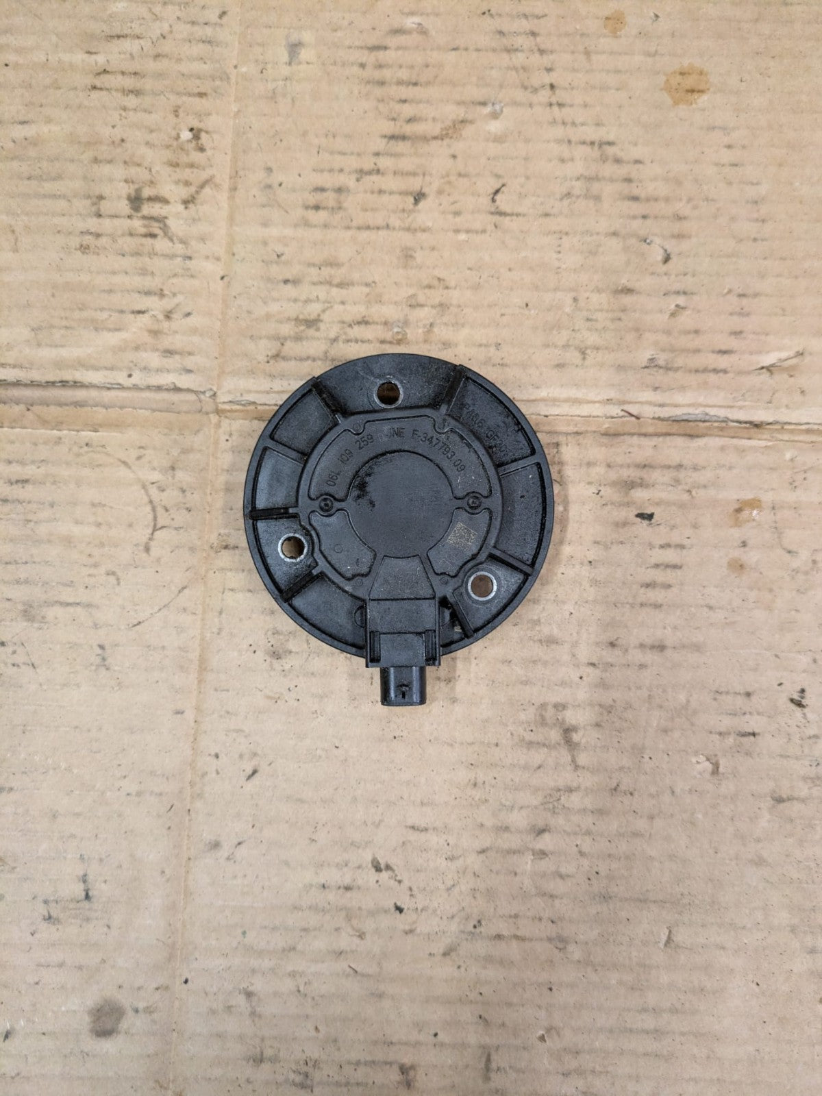 2011 Audi A3 S Line Camshaft Magnet | 06L109259