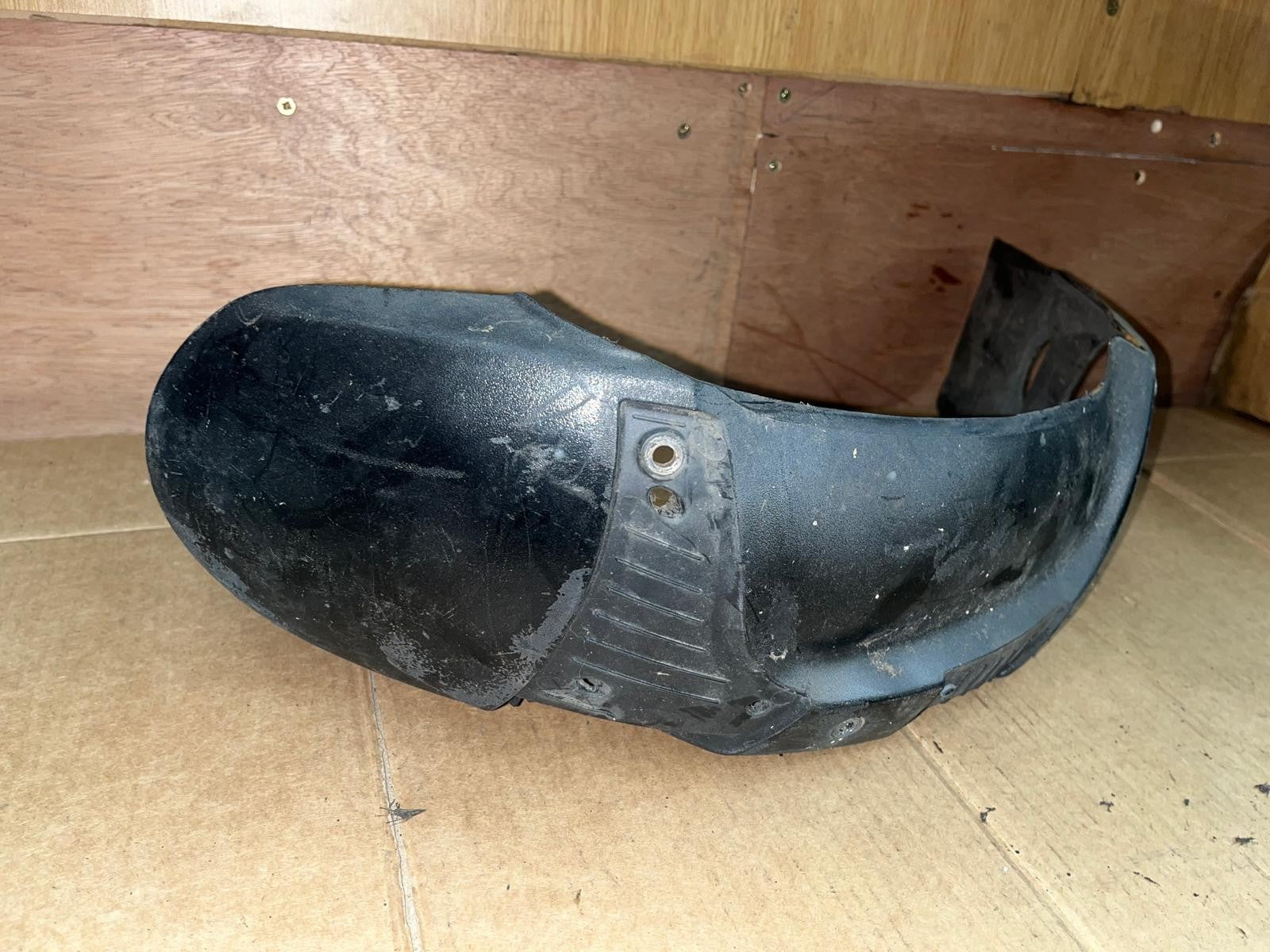Piaggio MP3 Yourban 300 Front Left Mudguard | 667005
