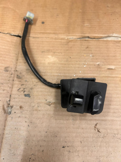 2016 Yamaha XC 115 Delight Indicator Turn Signal / Horn Handlebar Switch