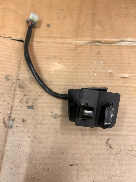 2016 Yamaha XC 115 Delight Indicator Turn Signal / Horn Handlebar Switch