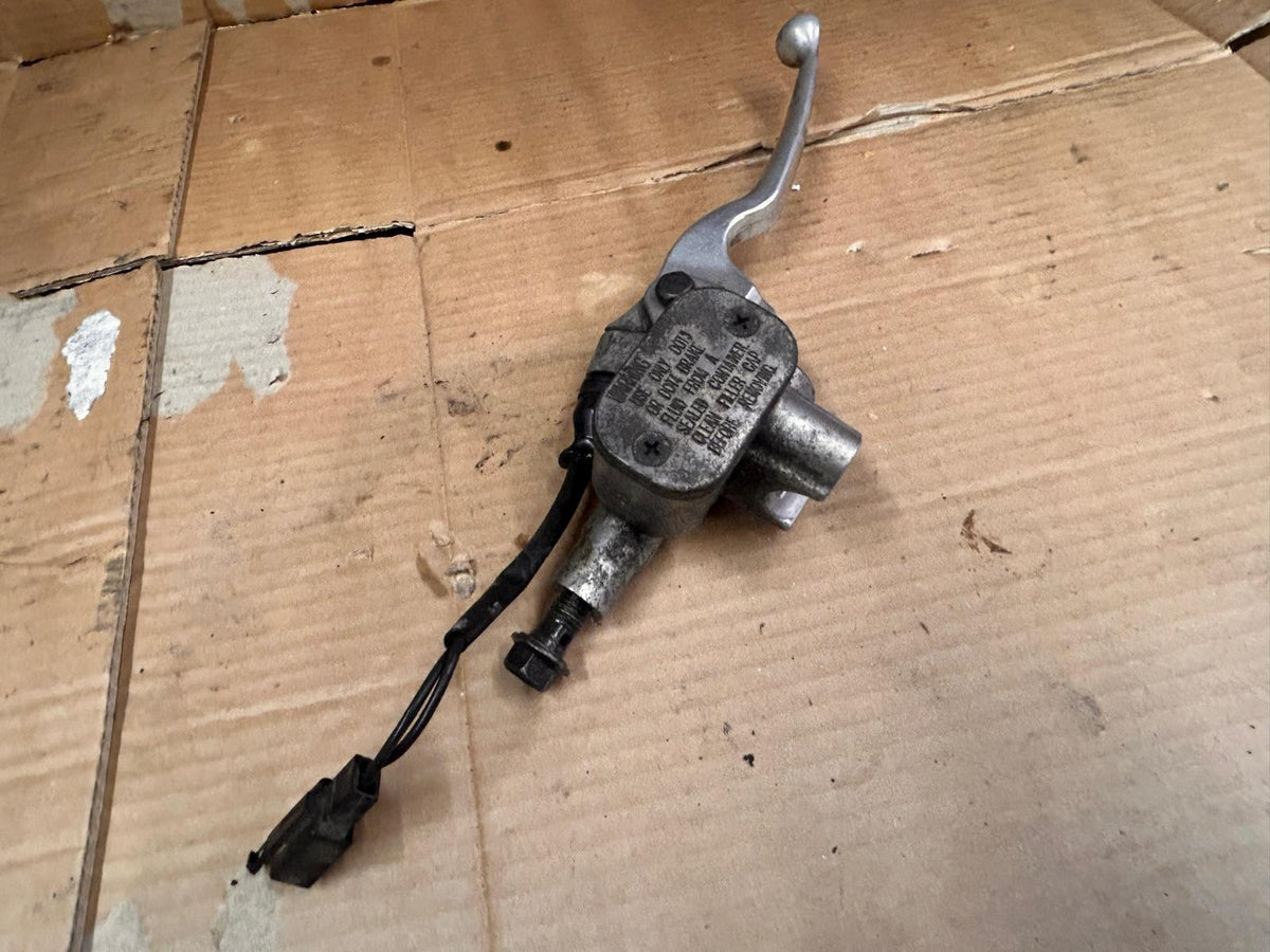 2016 Yamaha XC 115 Delight Front Brake Master Cylinder + Lever
