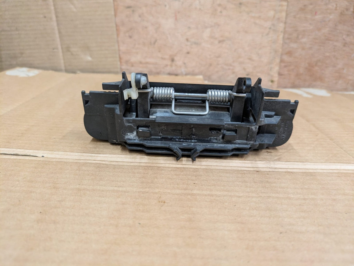 2011 Audi A3 S Line Passenger Side Exterior Door Handles | 4B0839885