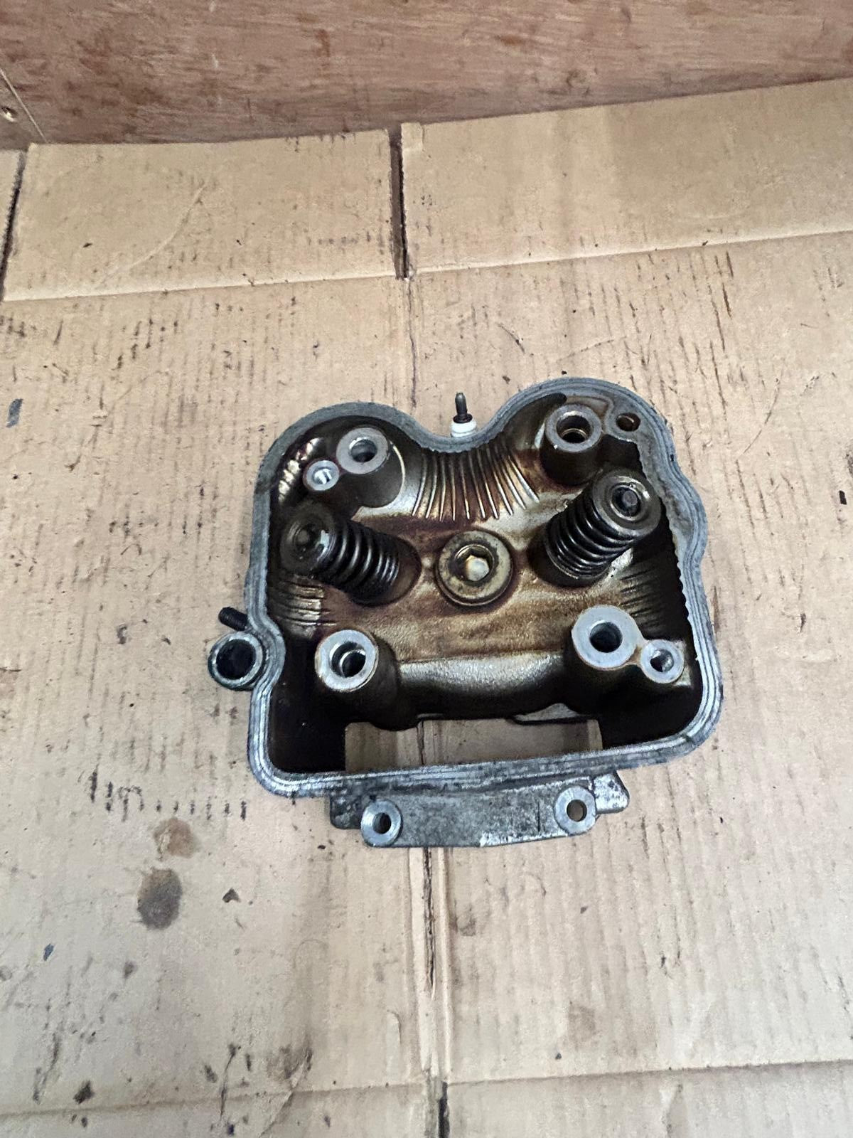 Honda FES 125 S-Wing Cylinder Head