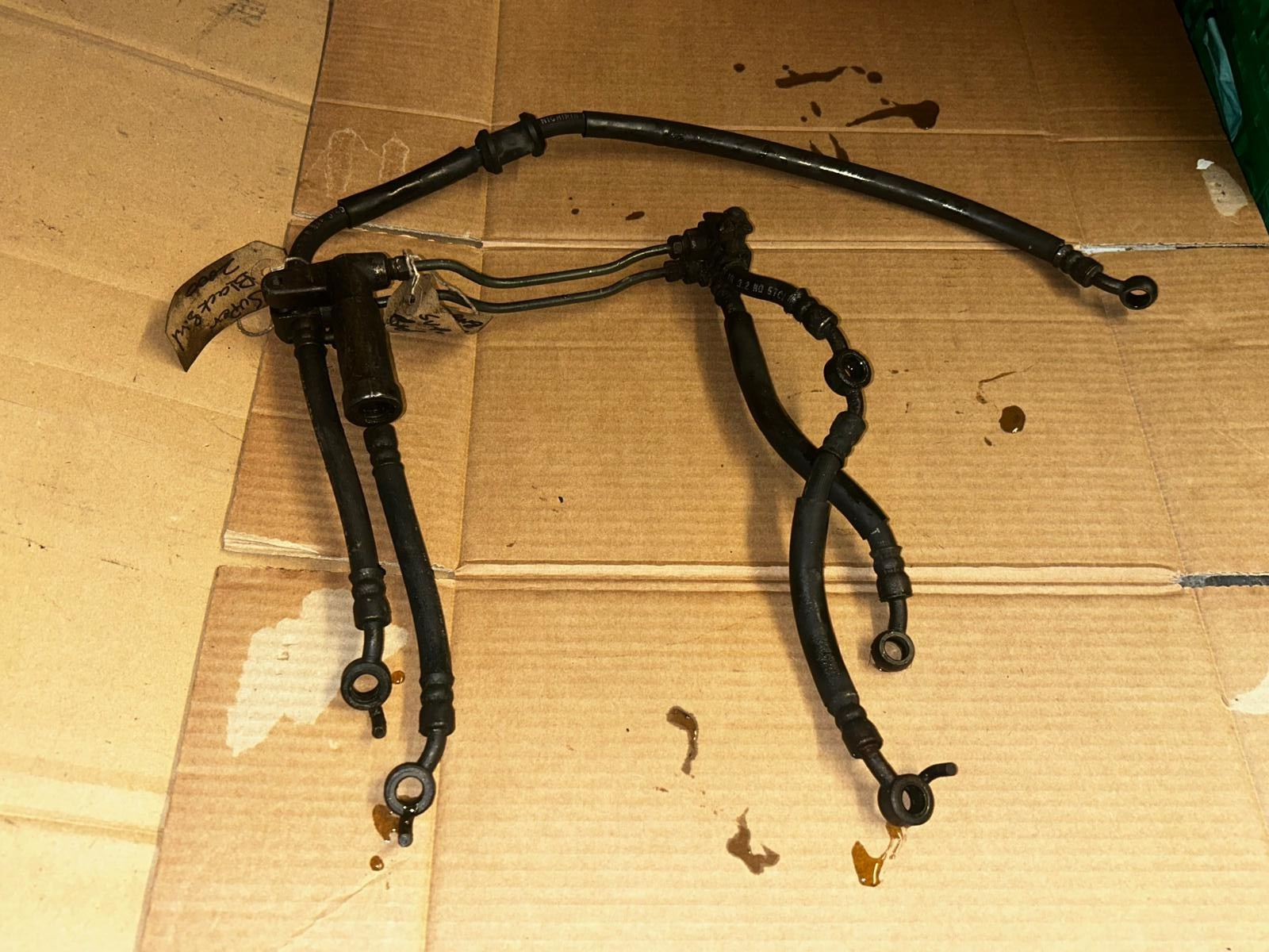 2000 Honda CBR 1100 xx Super Blackbird Front & Rear Brake Lines / Hoses