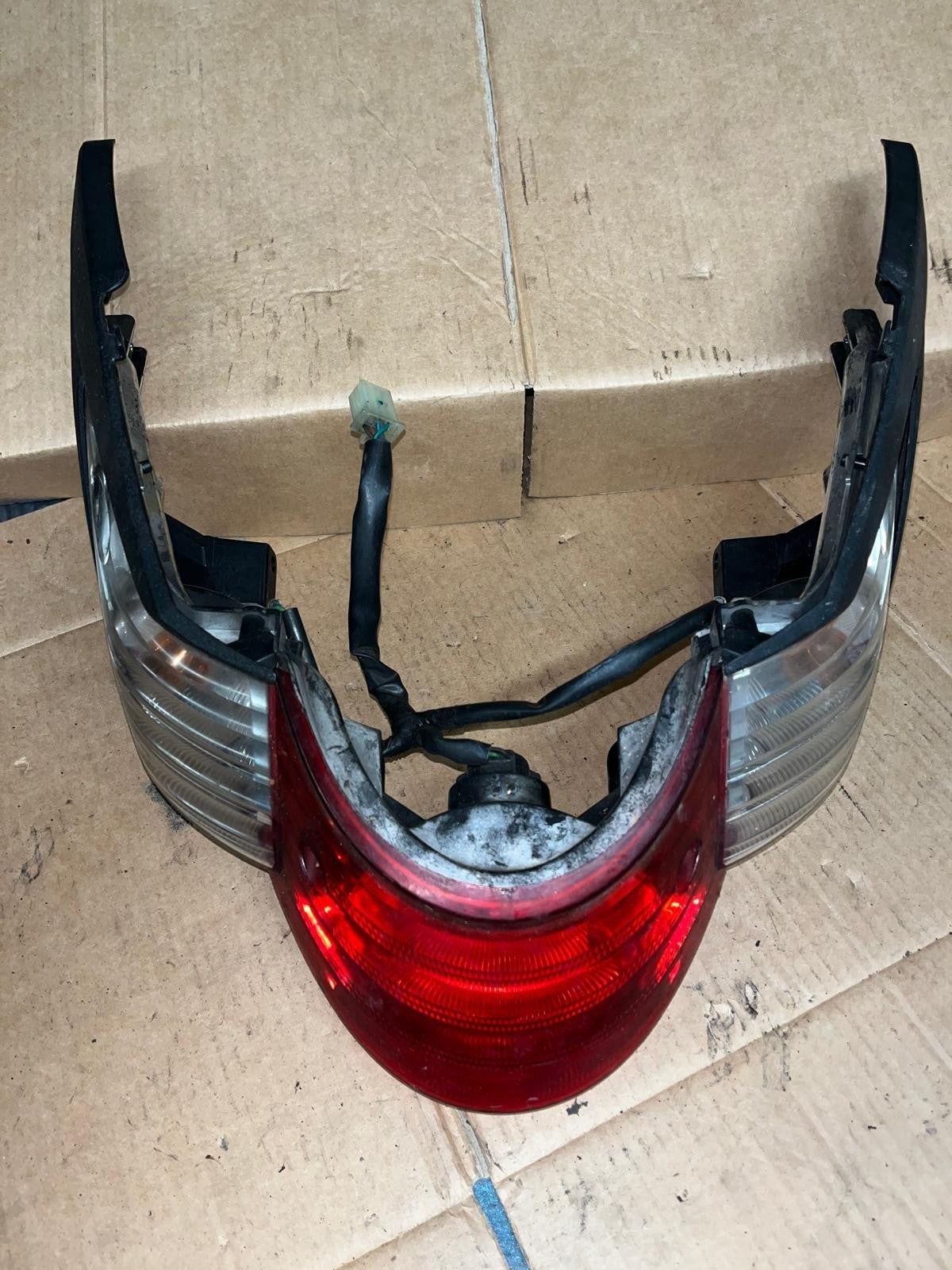 2011 - 2015 HONDA SH 300i Rear Tail Brake Light with Indicators & Upper Trims