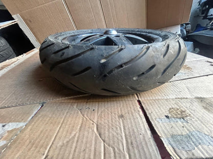 Vespa LX 50 / 125 Front Wheel & Tyre