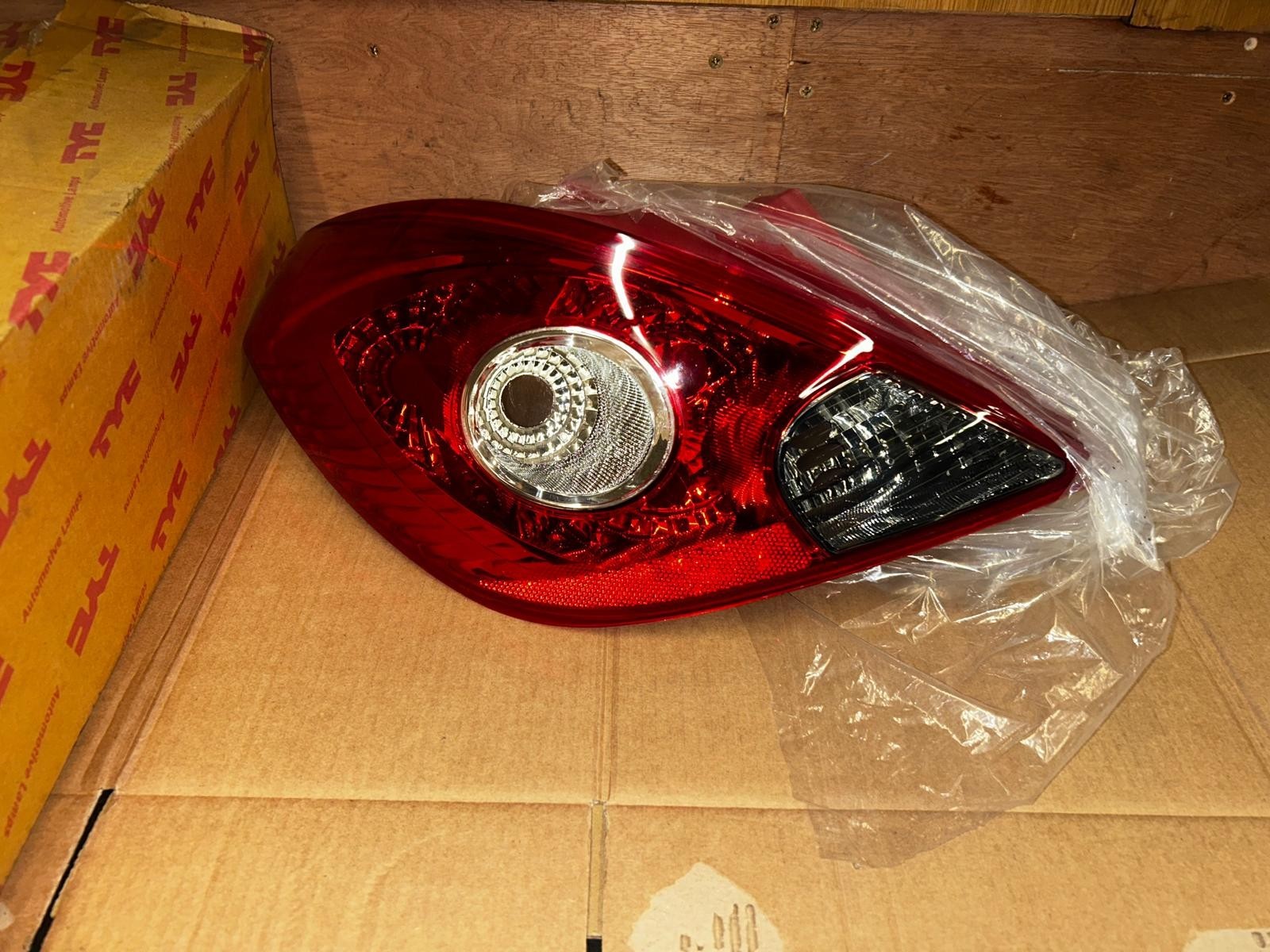 2006 - 2010  Vauxhall / Opel Corsa D Rear Left Side Tail Light | 11-B430-B1-2B