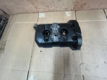 2009 BMW F800gs Cylinder Head Valve Cover | 610812