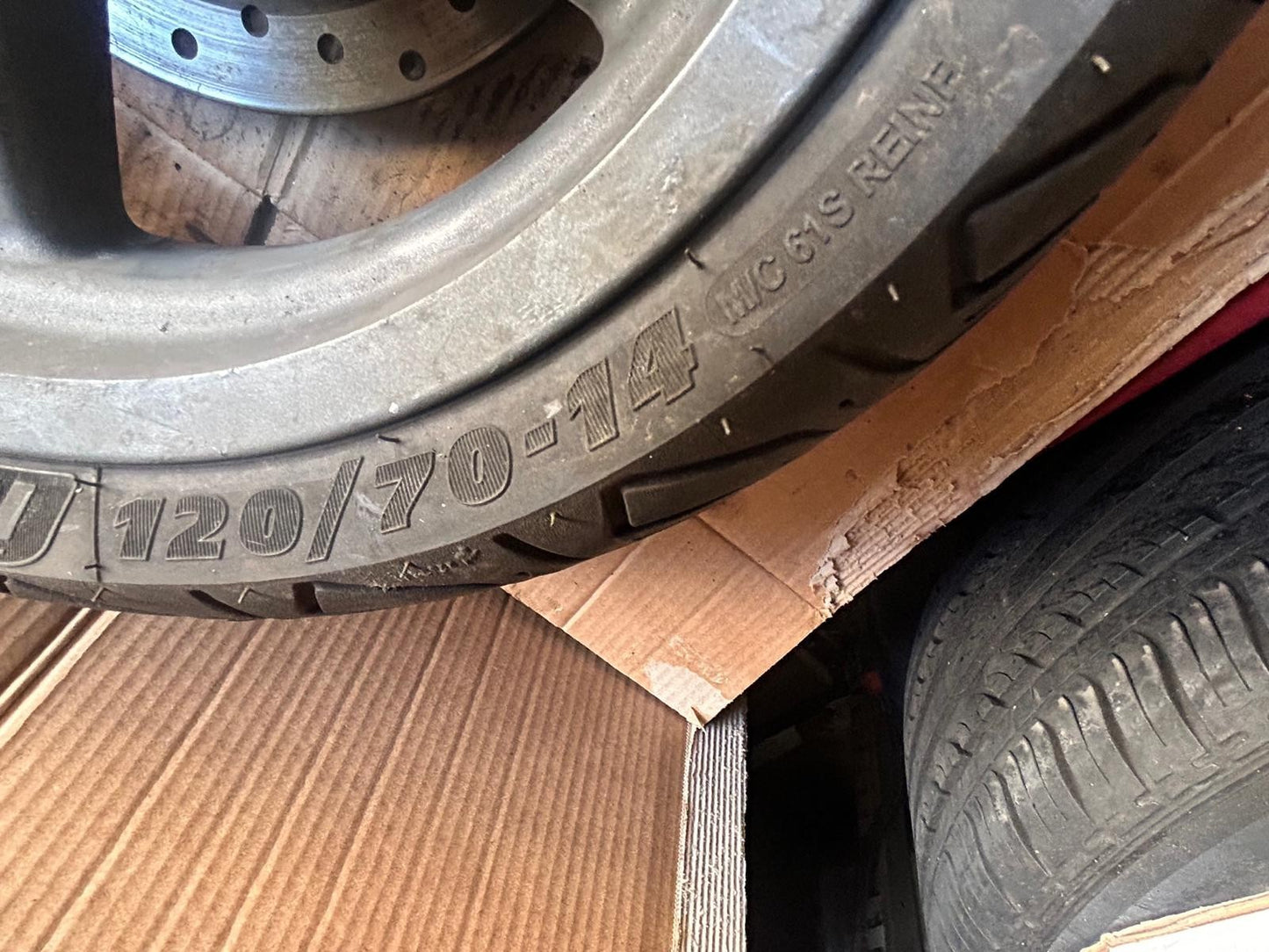 Michelin City Grip 2 Tyre 120/70/14