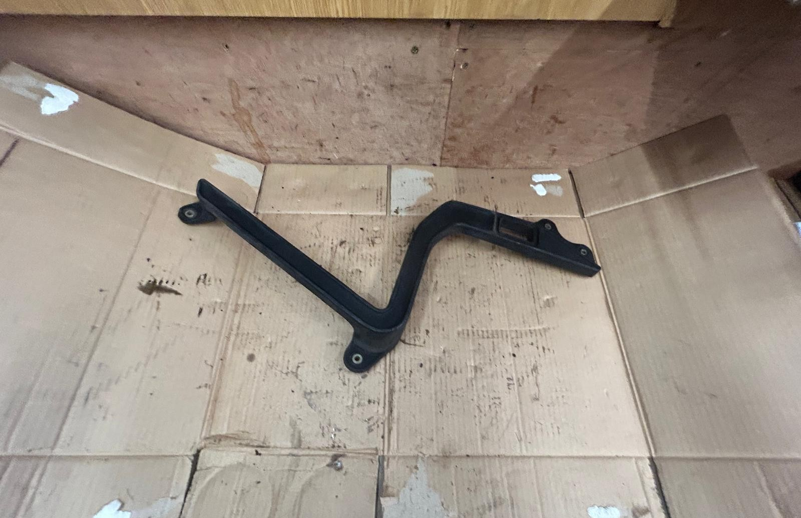 1985 - 1995 BMW K75s Left Side Pannier Mounting Bracket | 46-542300037