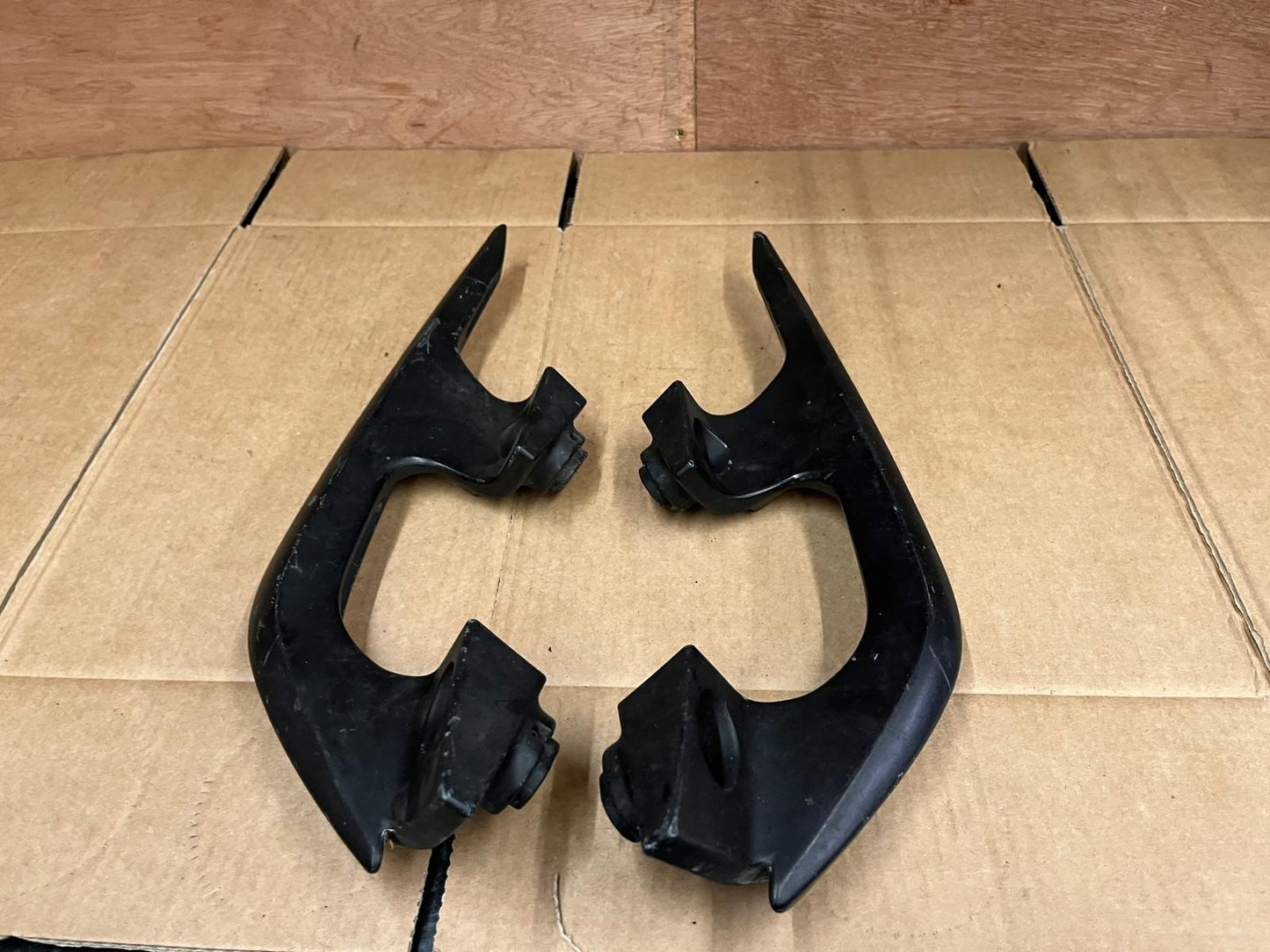 2009 - 2013 Yamaha Xmax 125/250 Driver & Passenger Grip | 37P-F474W-00