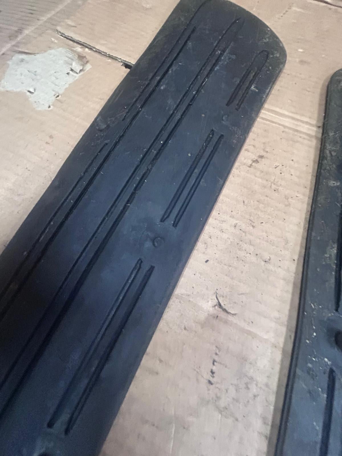 2001 Vespa ET4 Cento 125 Rubber Floor Mats