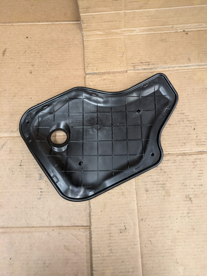 2011 Audi A3 S Line Front Left Passenger Inner Lock Cover | 8P4837915
