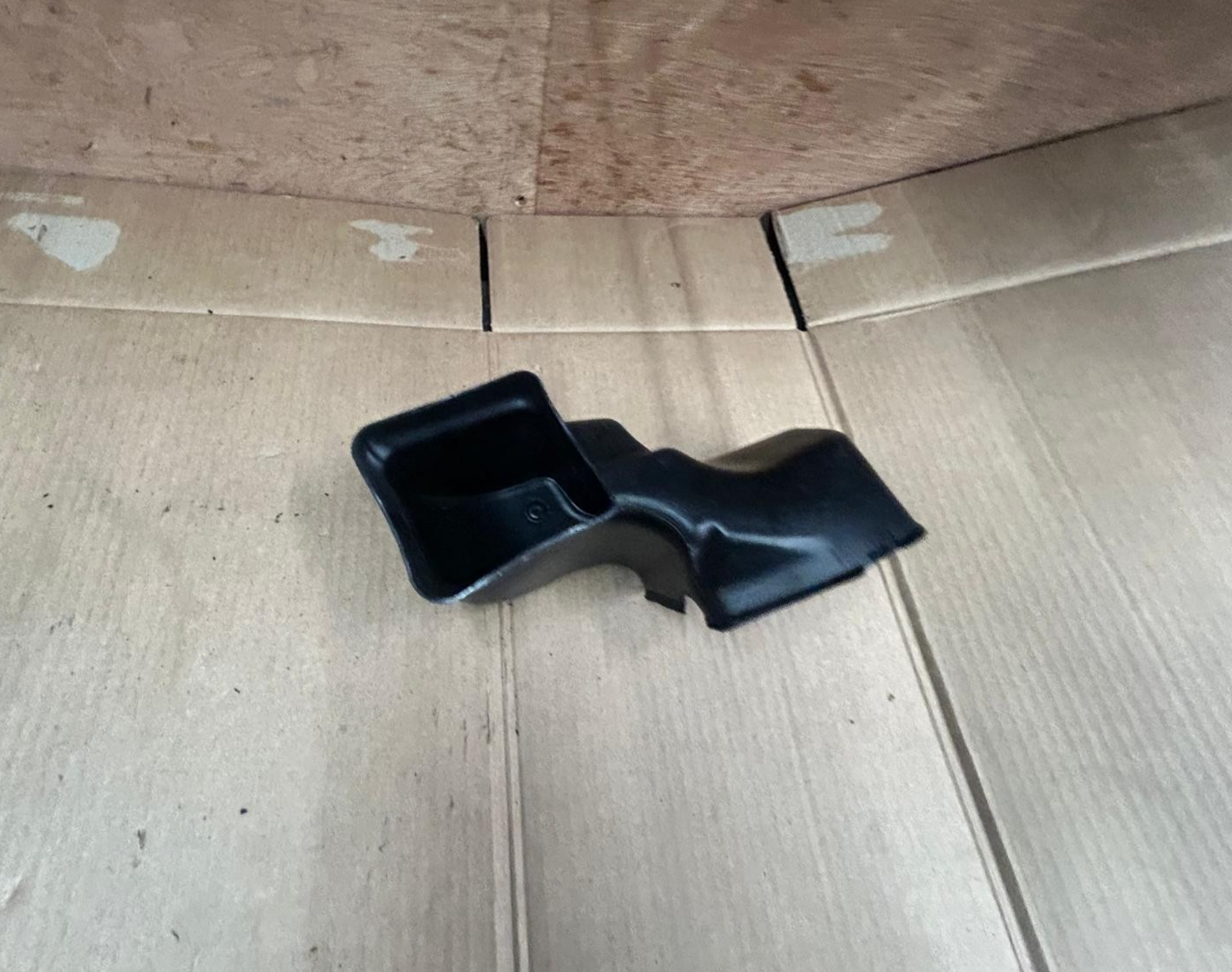 Genuine BMW 7 Series E38 Dashboard Air Vent Duct Channel Pipe | 8150445
