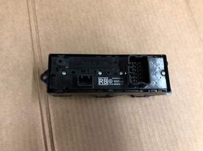 2014 Mitsubishi Outlander GX 4h PHEV Front Right Side Window Switch | 8608A248