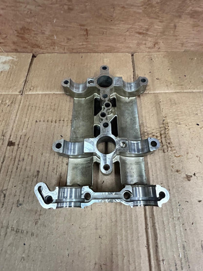 2009 BMW F800gs Camshaft Cover | 6613980