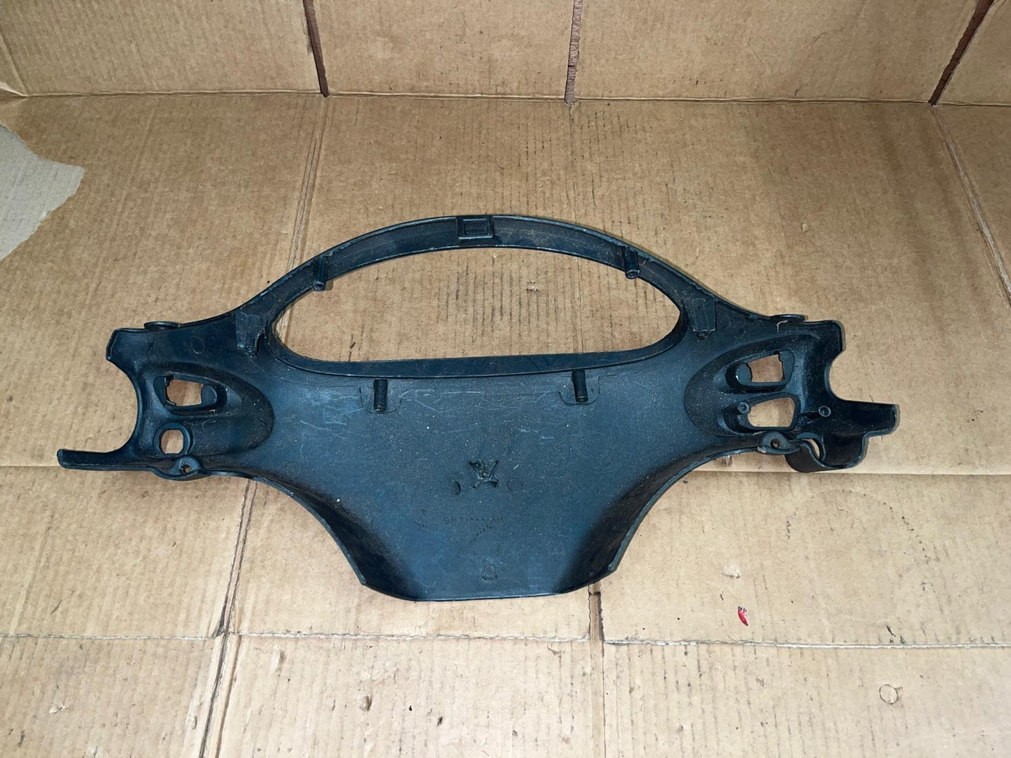 Piaggio Vespa ET2/ET4 Handlebar Cover