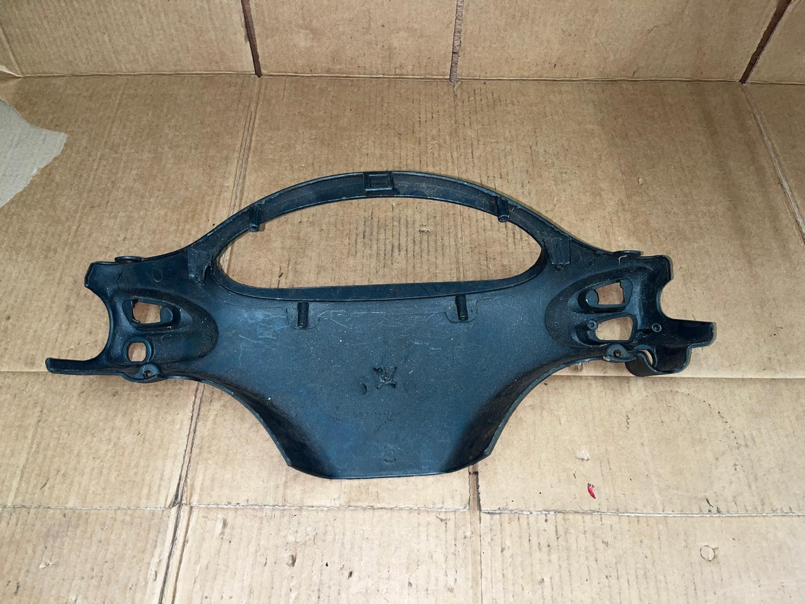 Piaggio Vespa ET2/ET4 Handlebar Cover