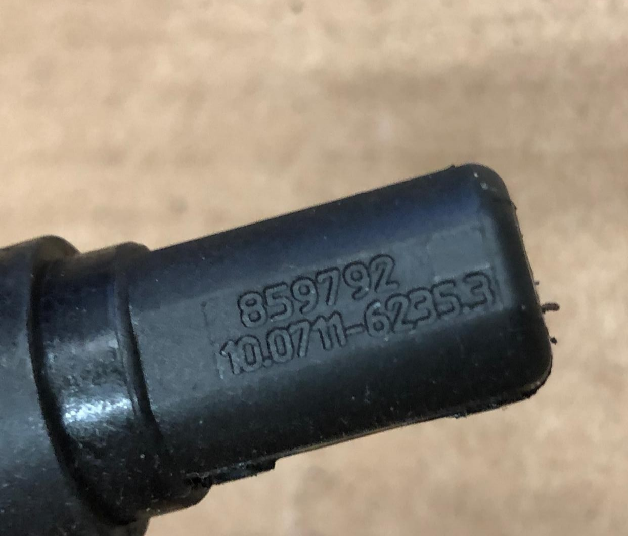 14-16 Aprilia Caponord 1200 (Rally) 08-16 Dorsoduro 750 1200 ABS Sensor | 859792