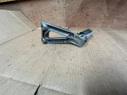 Suzuki GSF 1200 Bandit Rear Right Footrest | 127E-R