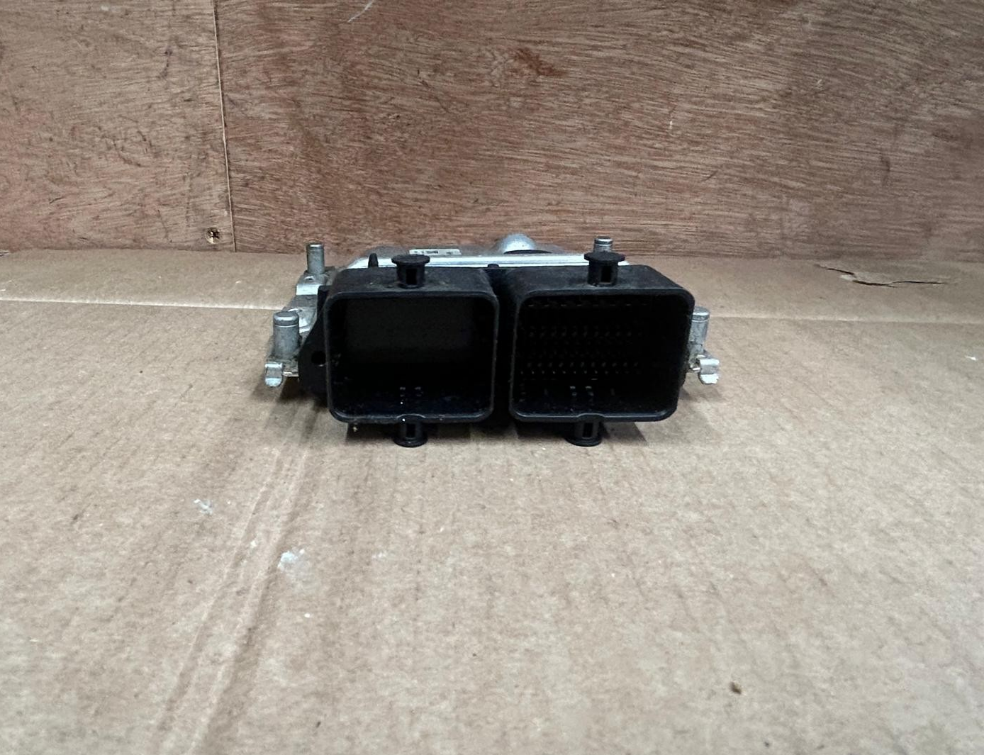 Bosch 2016 KTM DUKE 125 ABS ECU Unit | 90141031000 | 0261506674