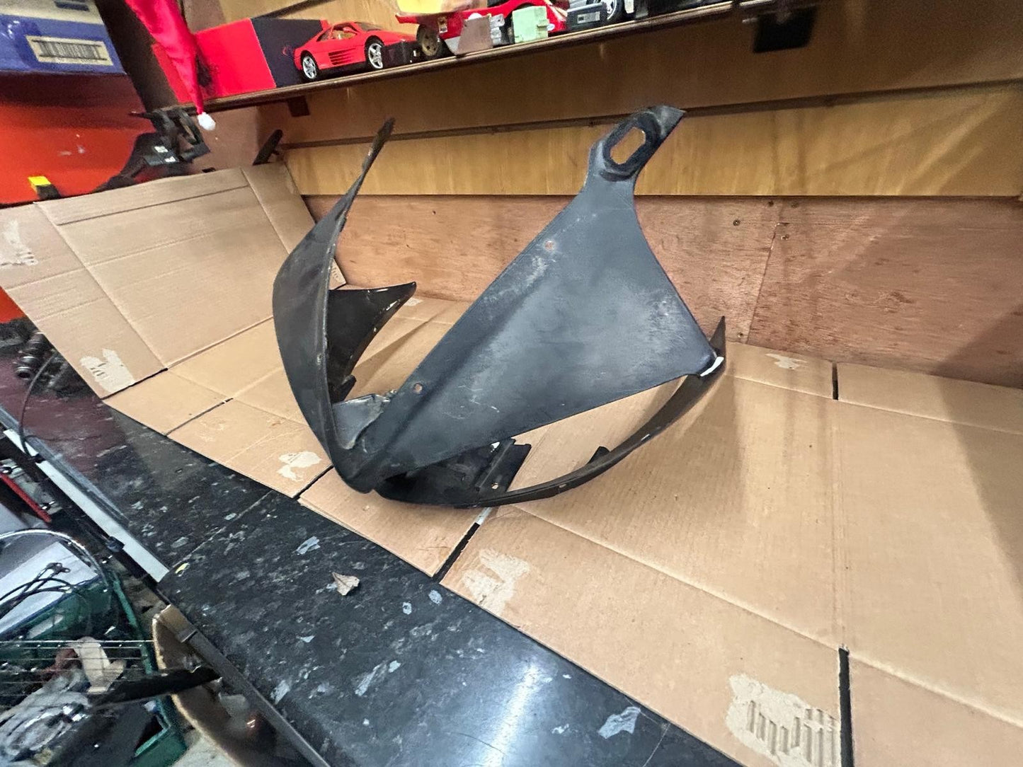 2003 - 2005 Yamaha YZF R6 Front Upper Fairing