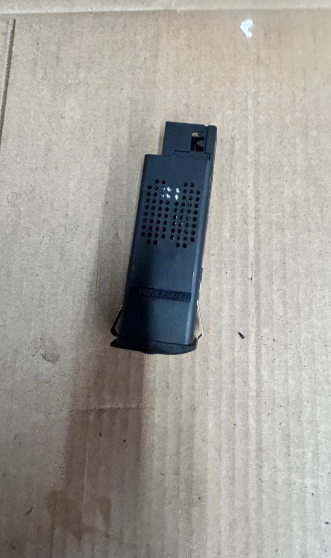 Genuine BMW 7 Series E38 Headlight Height Adjustment Switch | 8352254