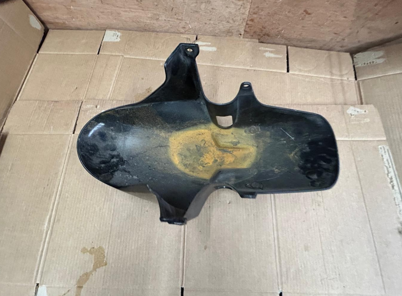 Honda CBR 900 Fireblade / CBR929RR Rider Front Fender Mudguard | 61100-MCJA-0000