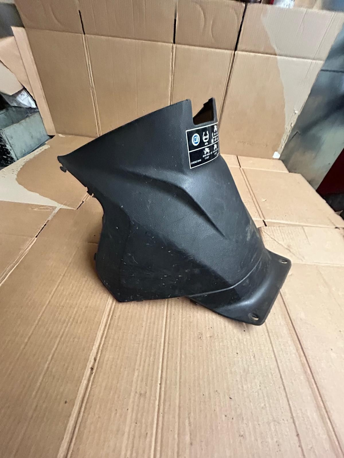 2019 Honda NSC 110 Vision Body Center Cover | 80151-K44-V002