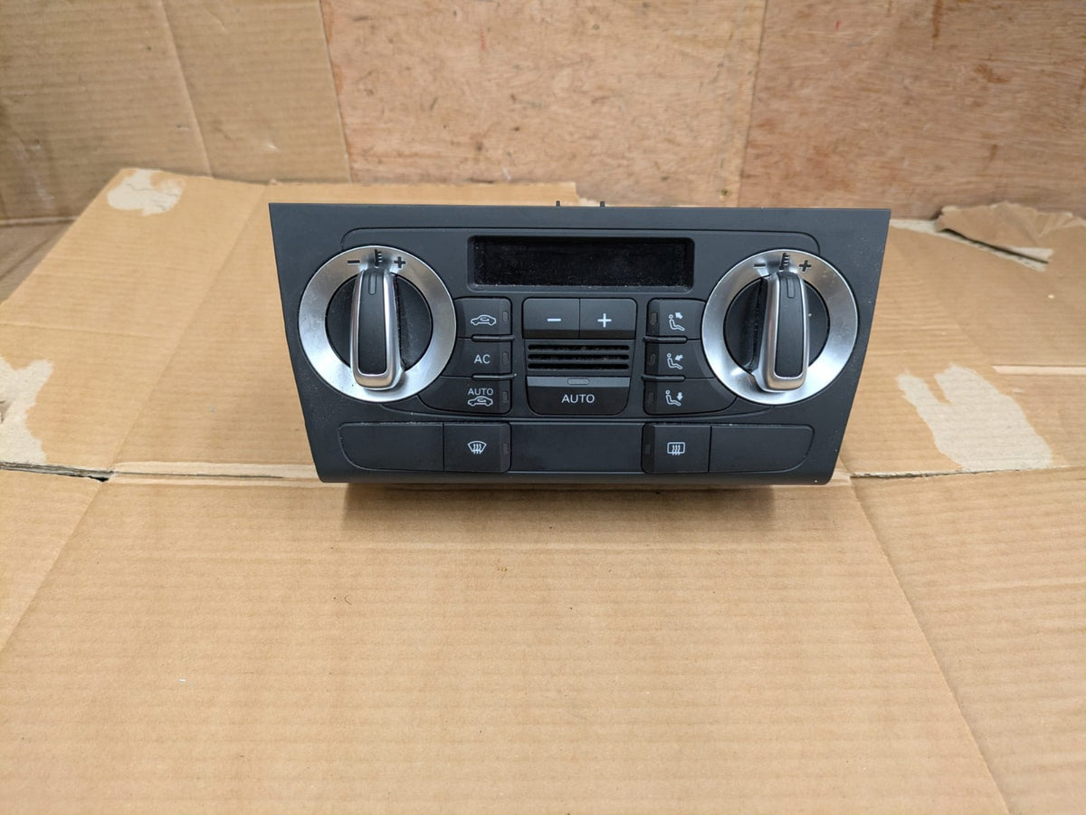 2011 Audi A3 S Line Dashboard Climate Control Panel | 8P0820043