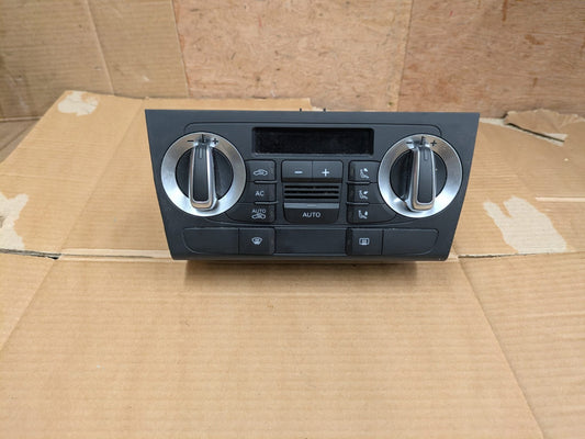 2011 Audi A3 S Line Dashboard Climate Control Panel | 8P0820043