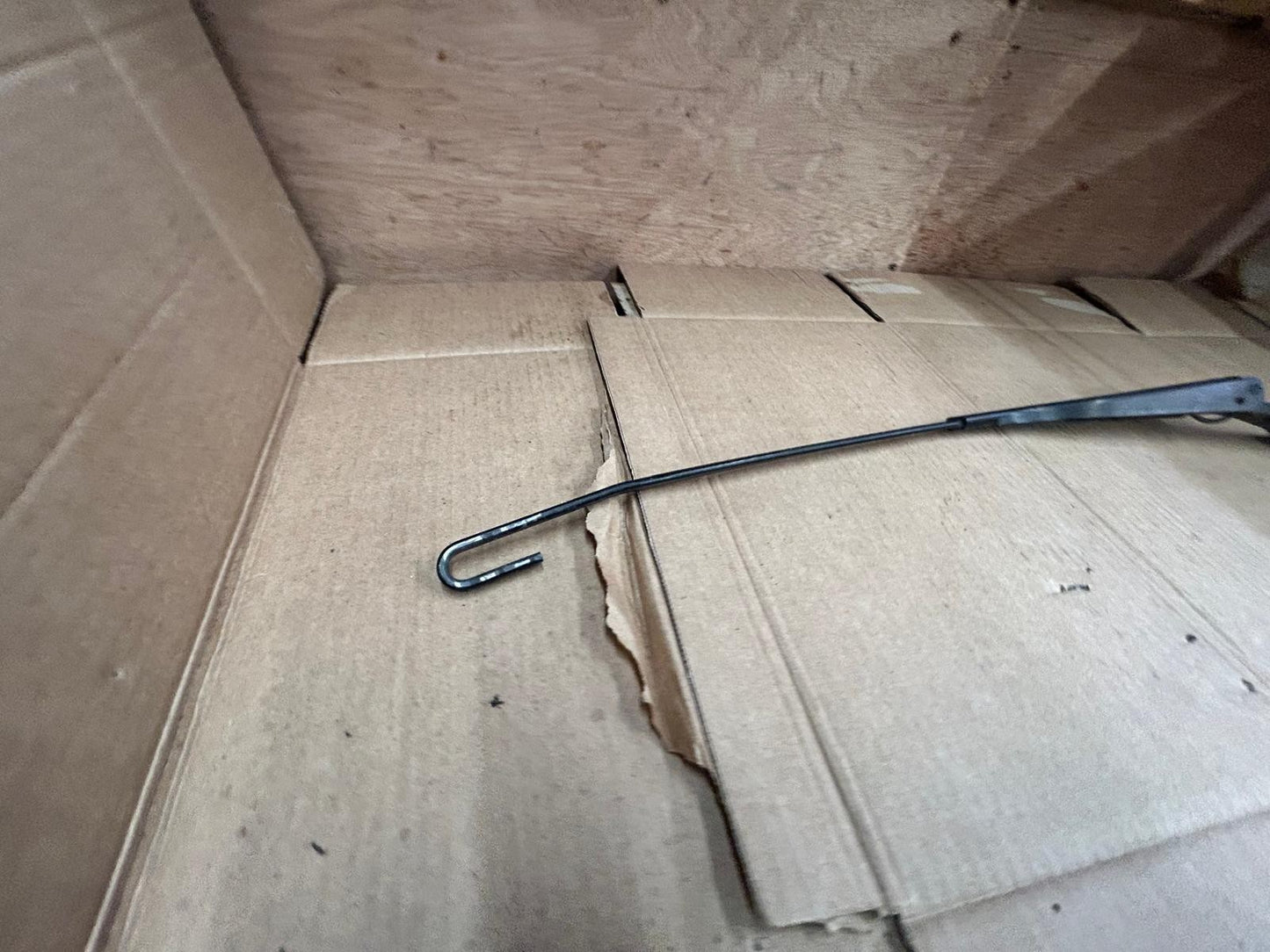 Genuine BMW 7 Series E38 Windscreen Wiper Arm