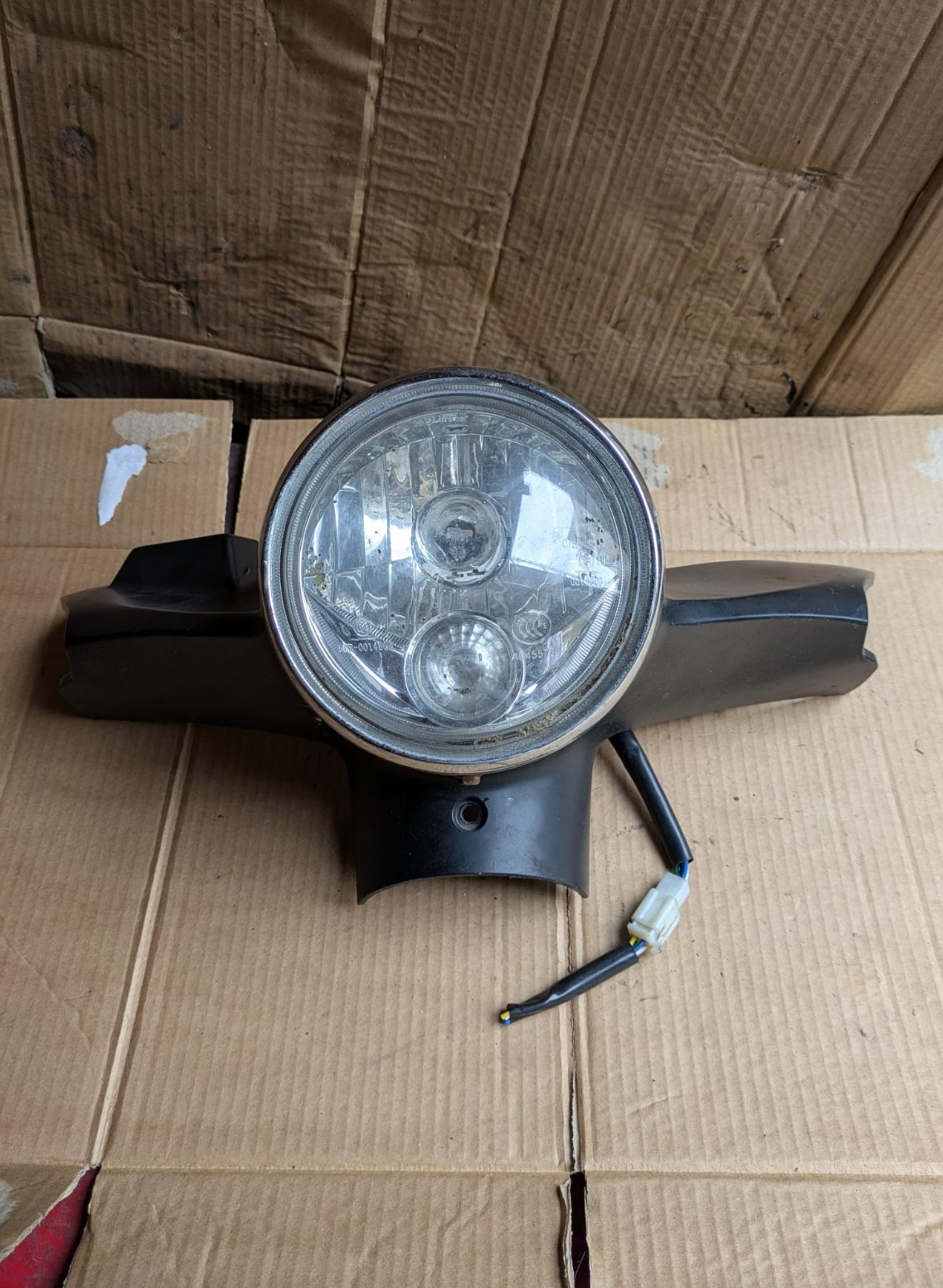 Sinnis Encanto 50 Headlight + Surround Panel
