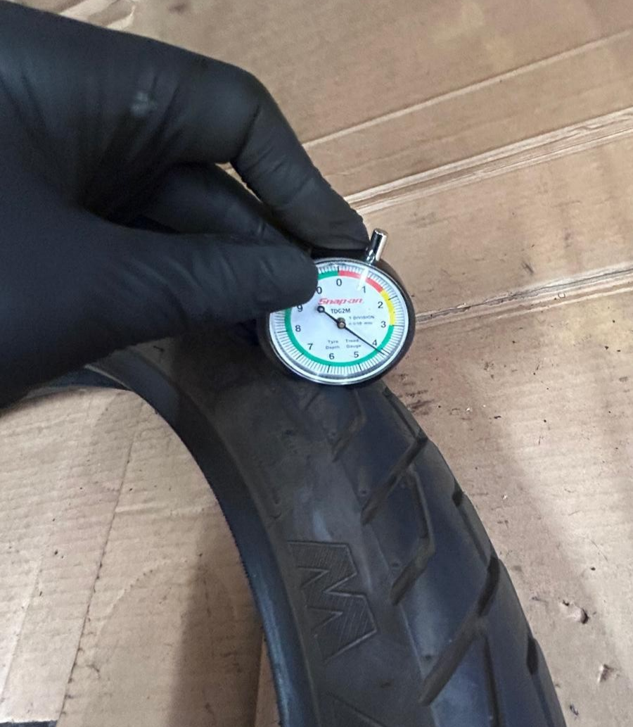 Maxxis M910 Motorcycle Tyre 80/100/18