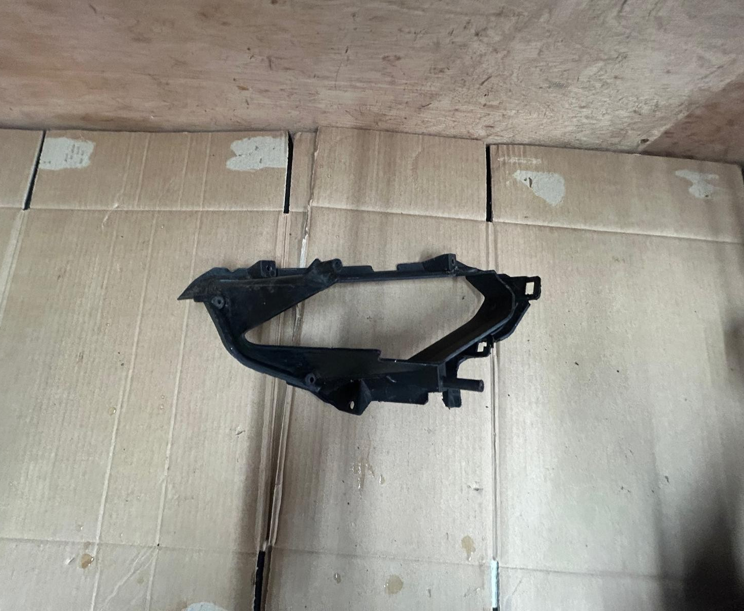 2019 - 2020 Lexmoto LXR 125 Left Side Headlight Surround Cover | TR101012