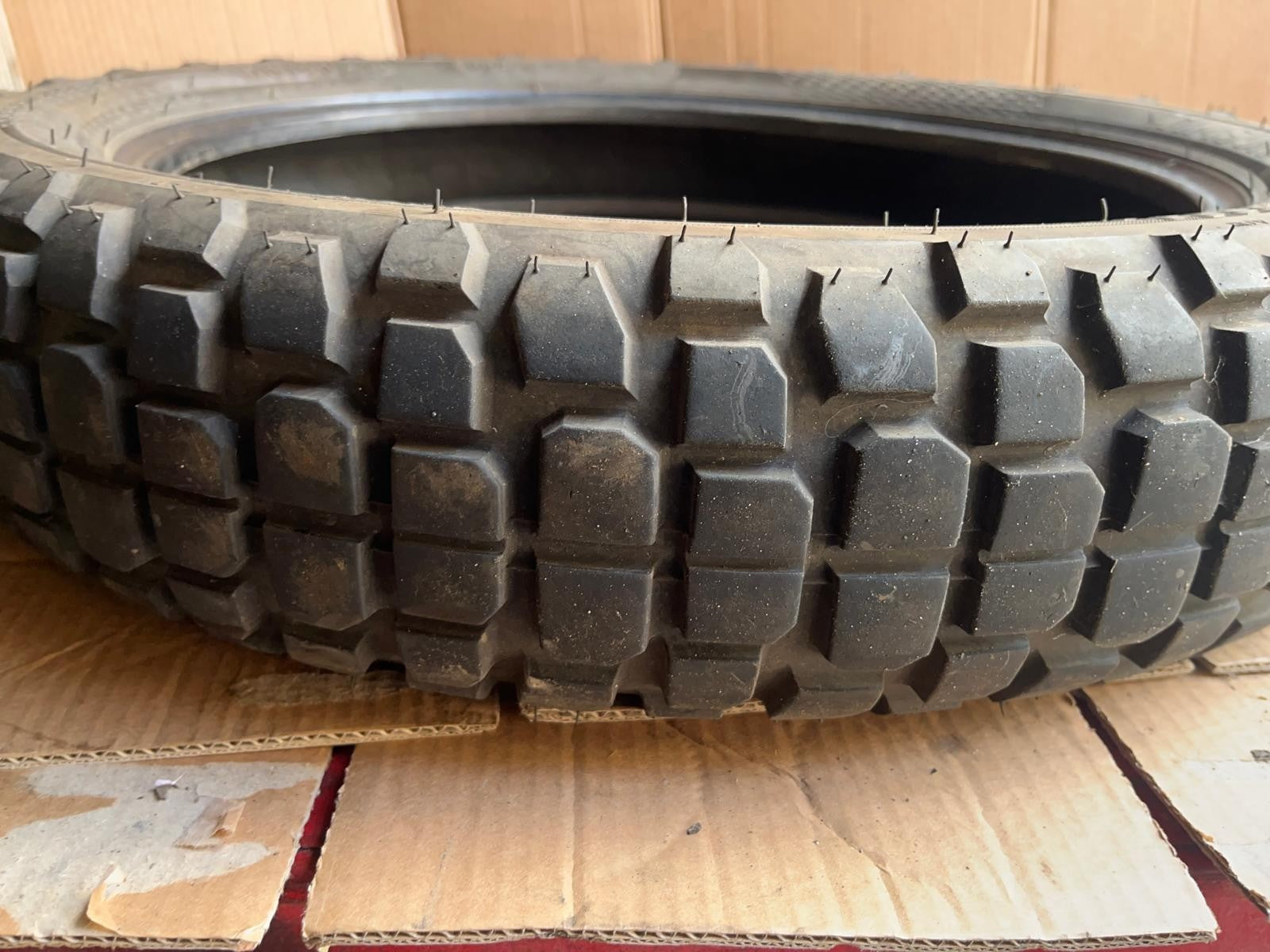 Timsun Motorcycle Tyre 120/90/18