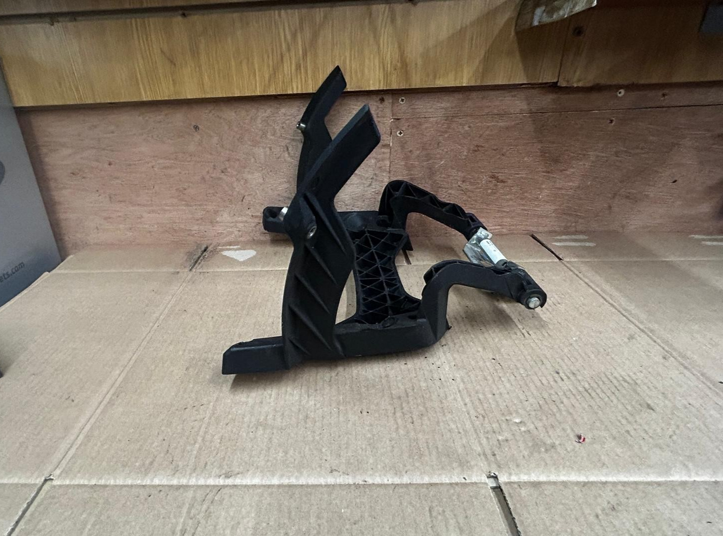 2016 - 2021 BMW C650 Sport Windshield Mount Bracket
