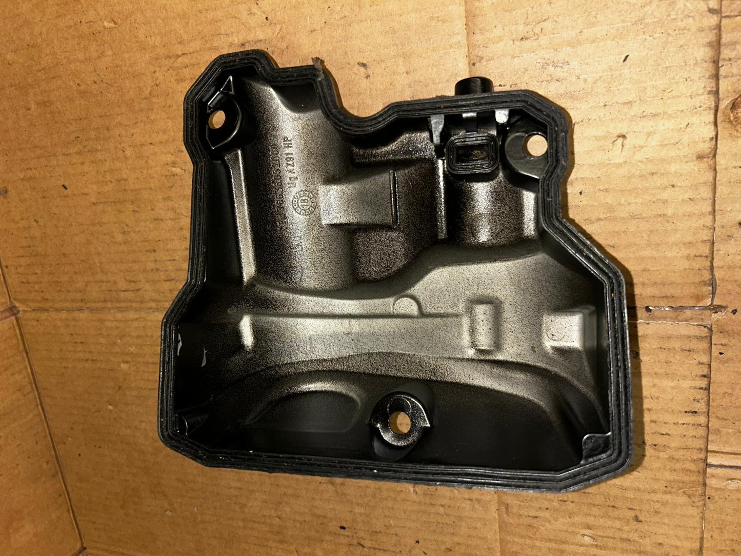 2015 KTM 690 Top Engine Cover
