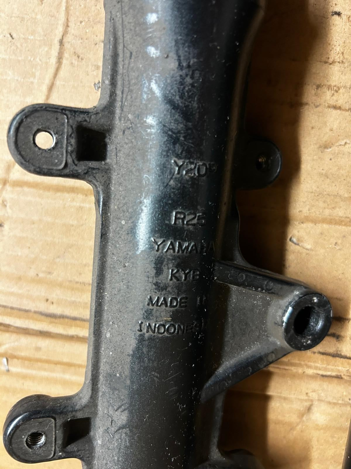 2015 - 2020 Yamaha Nmax 125 Front Suspension Fork Arms