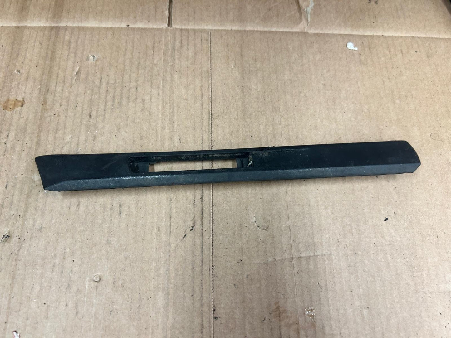 Genuine BMW 7 Series E38 Front Left Fender Trim Moulding | 8165219