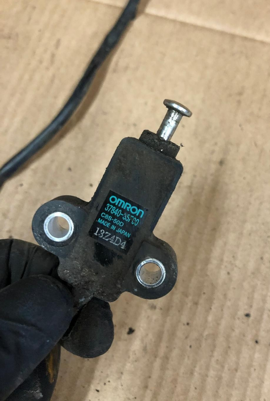 2011 - 2016 Suzuki GSR 750 Side Stand Switch | 37840-35F00