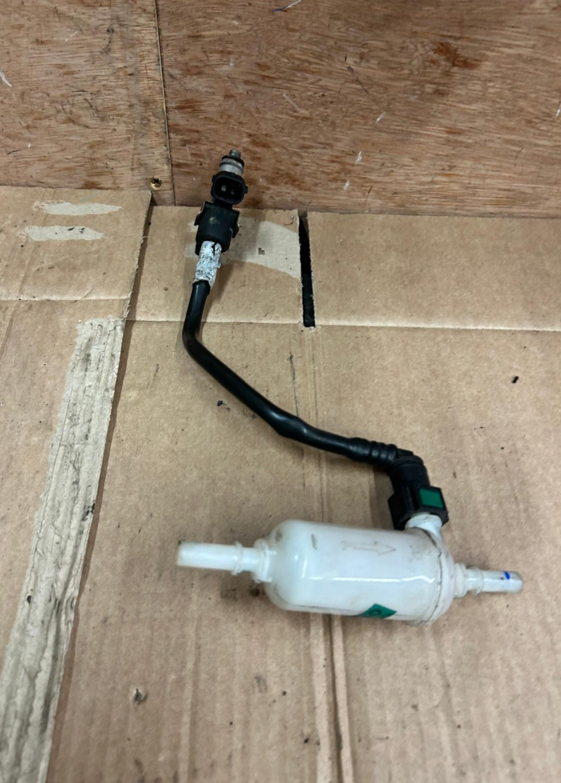 2019 KTM Duke 125 Fuel Injector + Fuel Line Filter