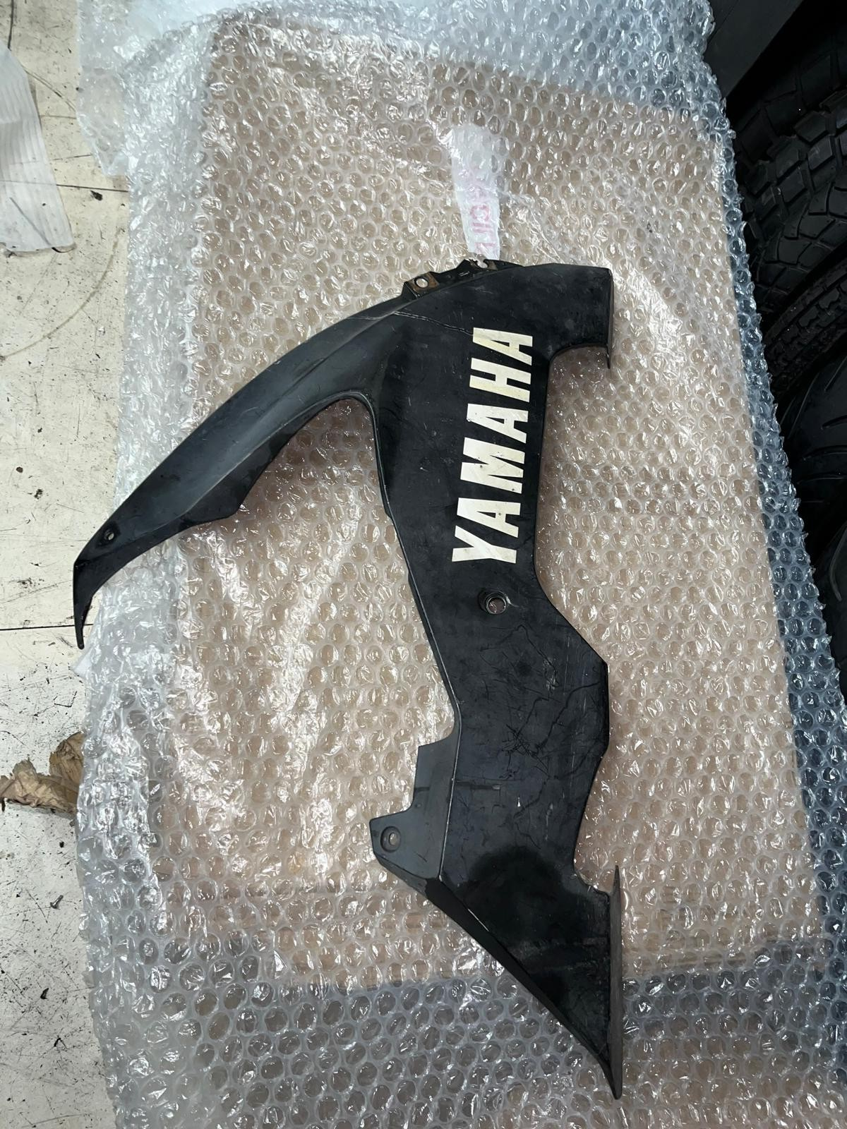 2004 - 2006 OEM Yamaha R1 Lower Right Belly Fairing