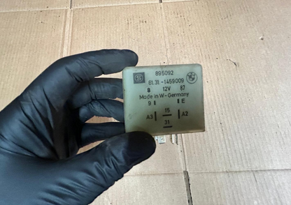 Bosch 1885 - 1995 BMW K75s Temperature Control Relay | 61311459009