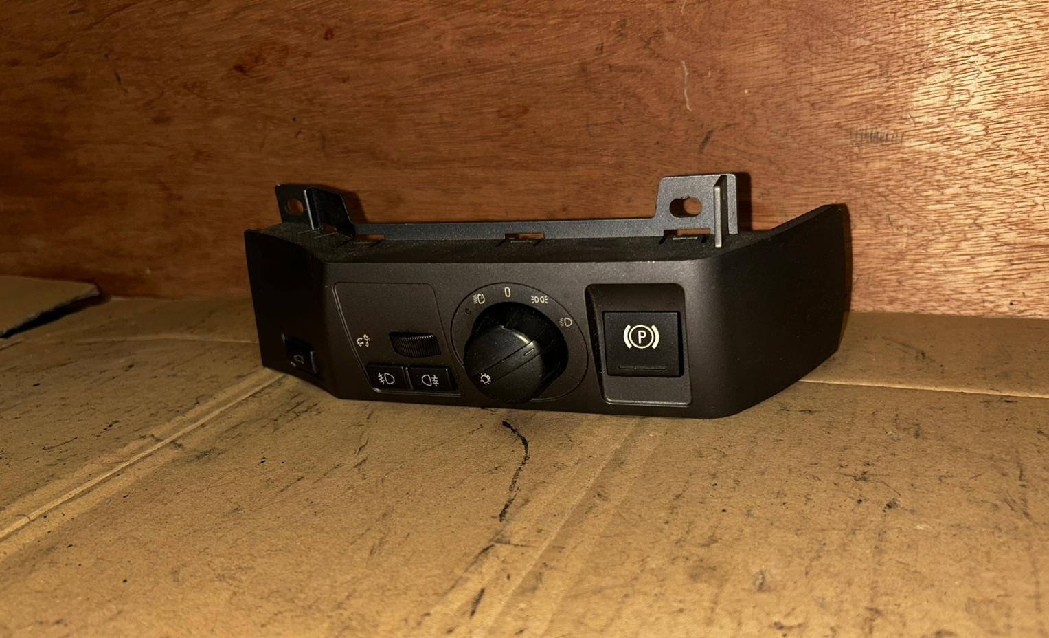 BMW E65 735i Light Switch Parking Brake Tailgate Switch | 61316918849