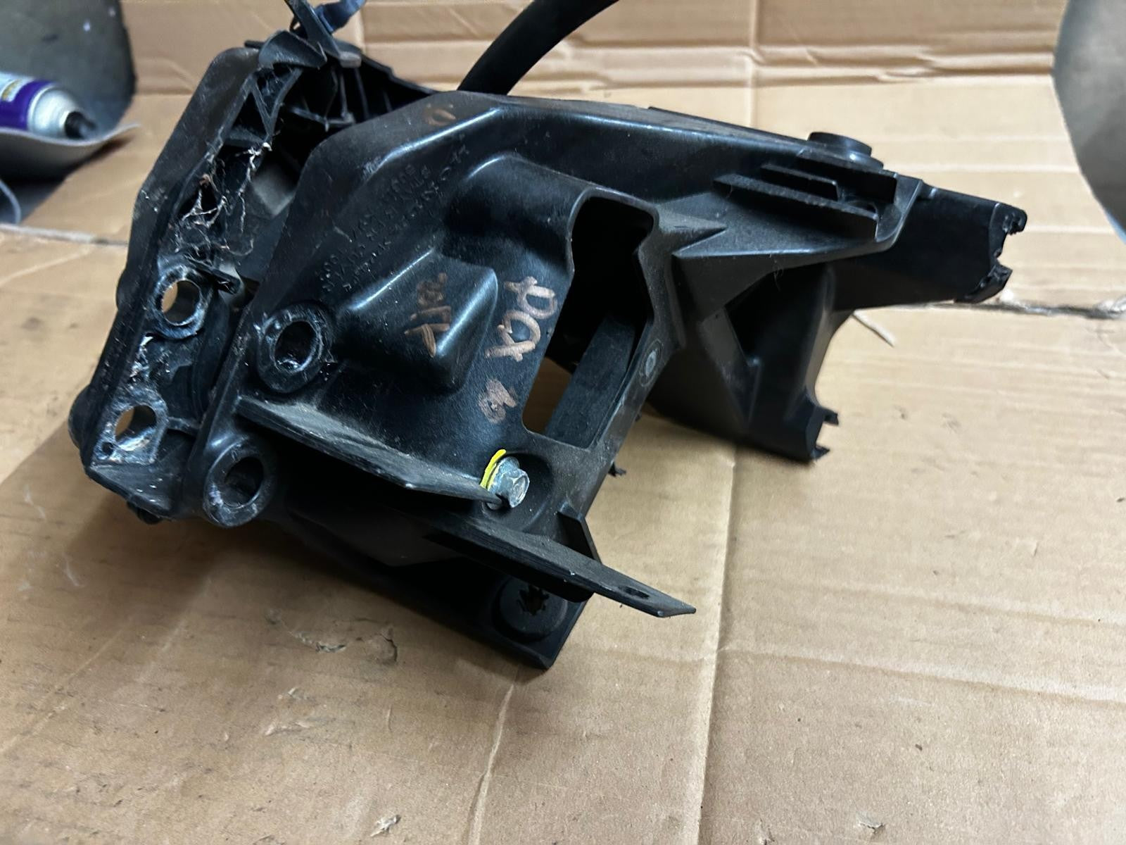 2017 Honda PCX Front Bracket | NO ABS PUMP
