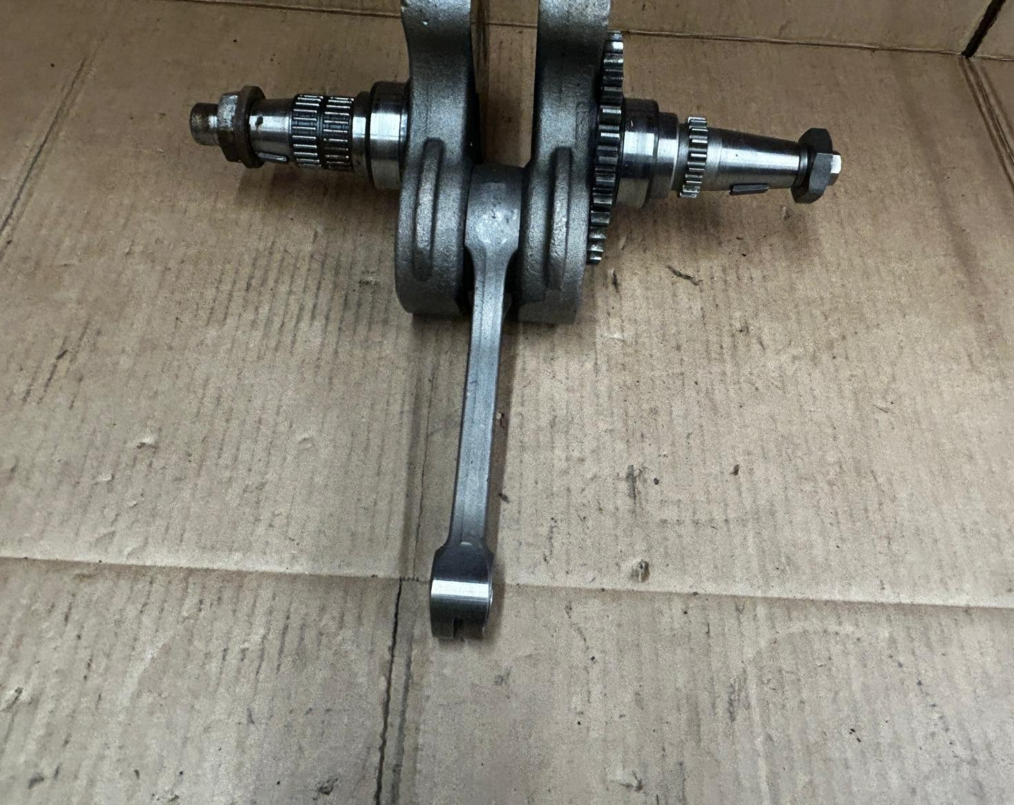 2016 - 2017 KTM Duke (R) 690 Crankshaft | 76630018000