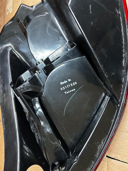 2003 - 2005 Renault Megane Left Side Tail Light Unit | 11-0380-01-2
